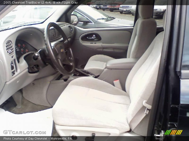 Black / Light Gray 2005 Chevrolet TrailBlazer LS 4x4