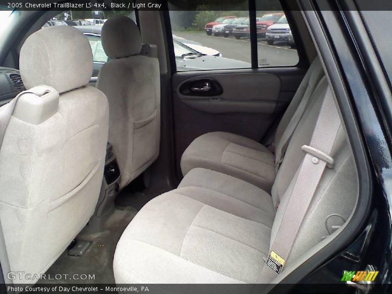 Black / Light Gray 2005 Chevrolet TrailBlazer LS 4x4