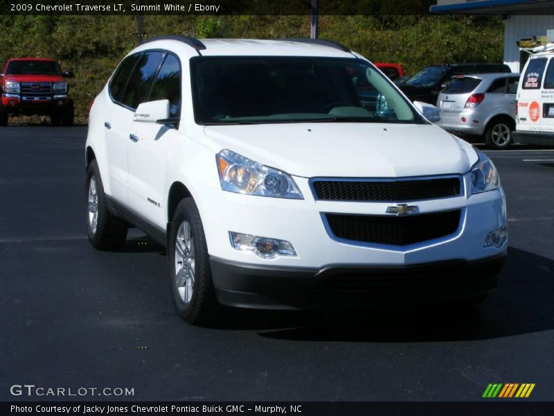 Summit White / Ebony 2009 Chevrolet Traverse LT