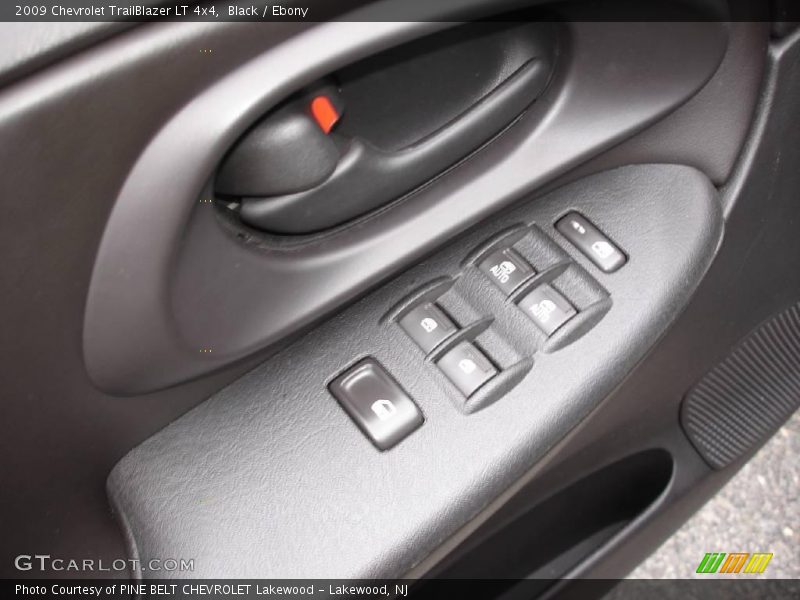 Black / Ebony 2009 Chevrolet TrailBlazer LT 4x4
