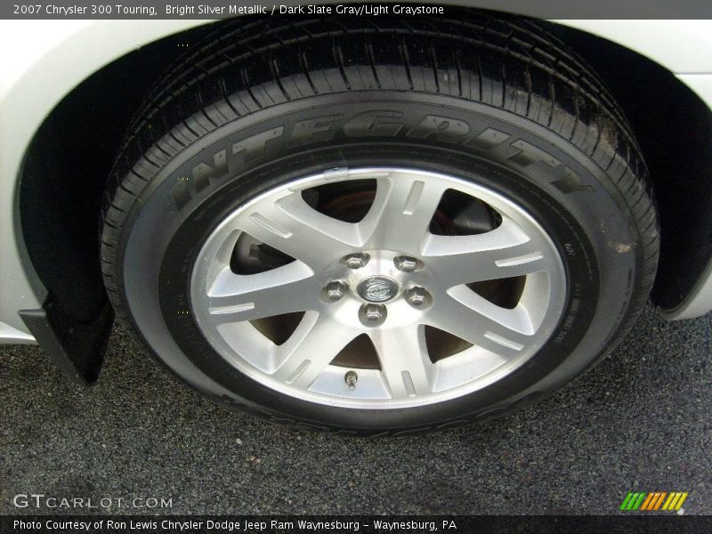 Bright Silver Metallic / Dark Slate Gray/Light Graystone 2007 Chrysler 300 Touring