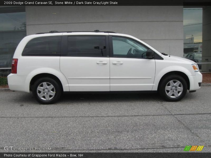 Stone White / Dark Slate Gray/Light Shale 2009 Dodge Grand Caravan SE