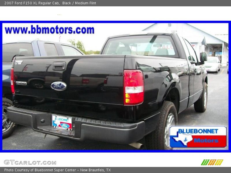 Black / Medium Flint 2007 Ford F150 XL Regular Cab