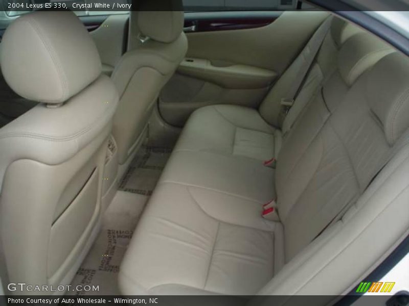 Crystal White / Ivory 2004 Lexus ES 330