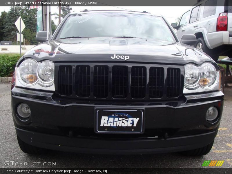 Black / Khaki 2007 Jeep Grand Cherokee Laredo 4x4