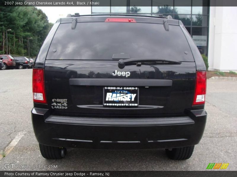 Black / Khaki 2007 Jeep Grand Cherokee Laredo 4x4