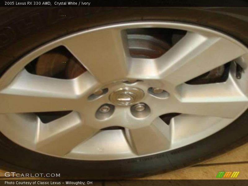 Crystal White / Ivory 2005 Lexus RX 330 AWD