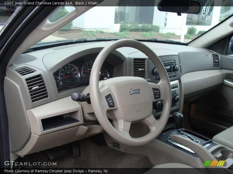 Black / Khaki 2007 Jeep Grand Cherokee Laredo 4x4