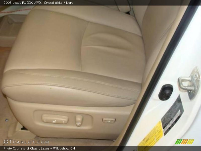 Crystal White / Ivory 2005 Lexus RX 330 AWD