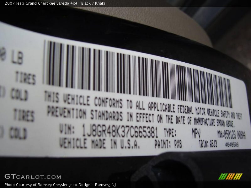 Black / Khaki 2007 Jeep Grand Cherokee Laredo 4x4