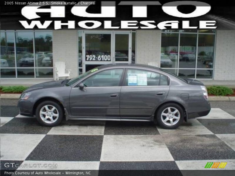 Smoke Metallic / Charcoal 2005 Nissan Altima 2.5 S