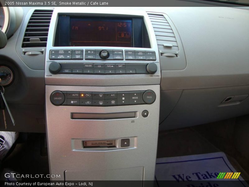 Smoke Metallic / Cafe Latte 2005 Nissan Maxima 3.5 SE