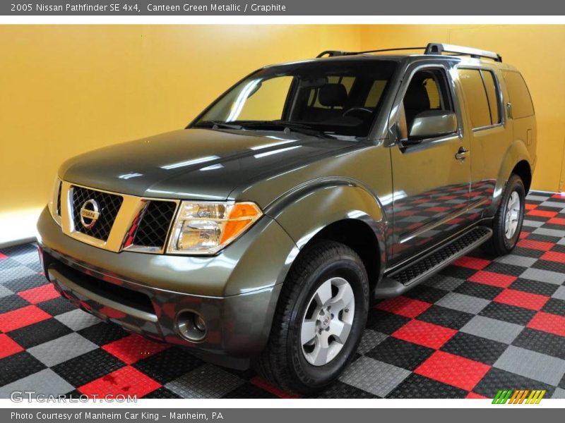 Canteen Green Metallic / Graphite 2005 Nissan Pathfinder SE 4x4