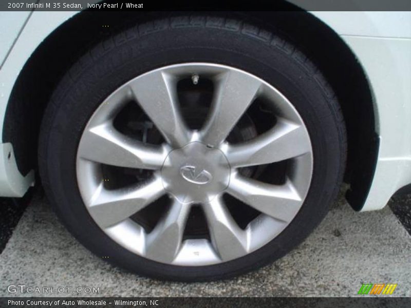 Ivory Pearl / Wheat 2007 Infiniti M 35 Sedan