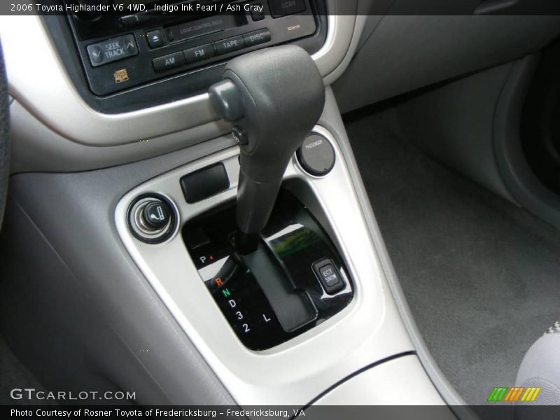 Indigo Ink Pearl / Ash Gray 2006 Toyota Highlander V6 4WD