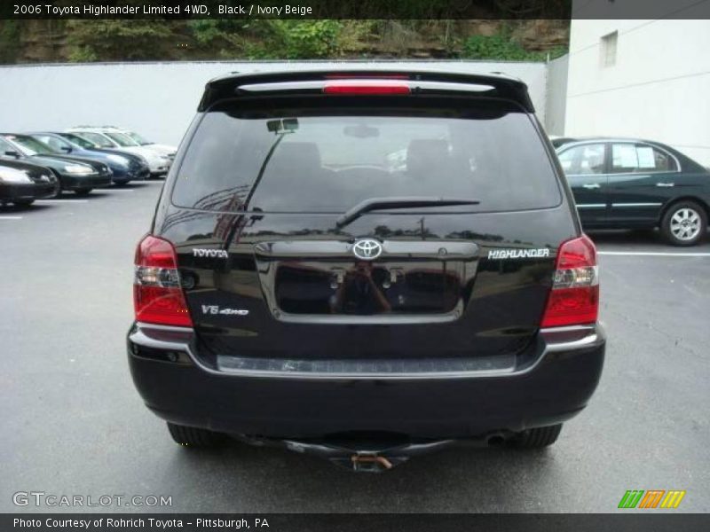 Black / Ivory Beige 2006 Toyota Highlander Limited 4WD