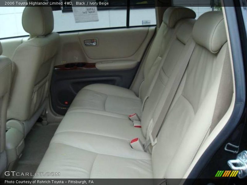 Black / Ivory Beige 2006 Toyota Highlander Limited 4WD