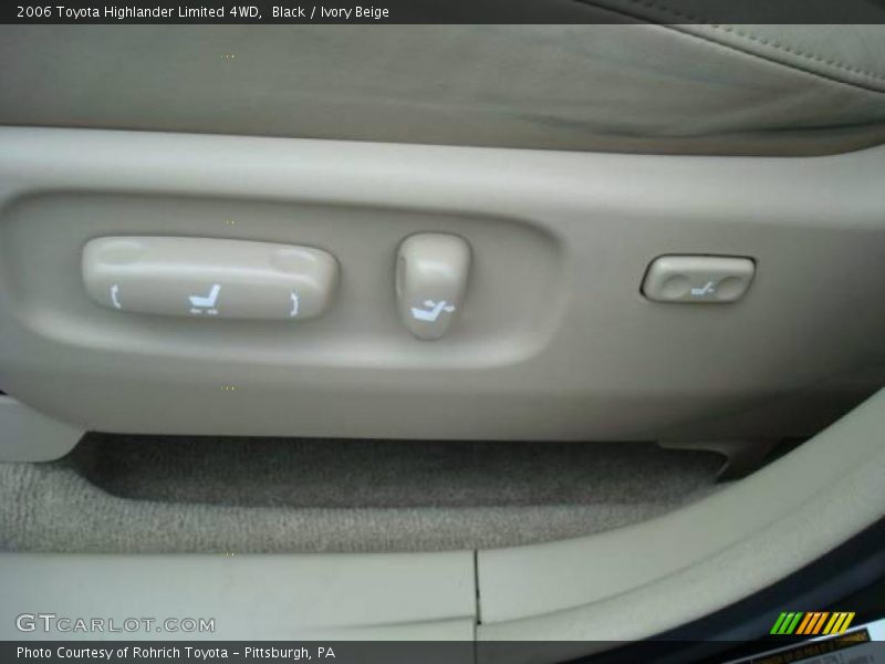 Black / Ivory Beige 2006 Toyota Highlander Limited 4WD