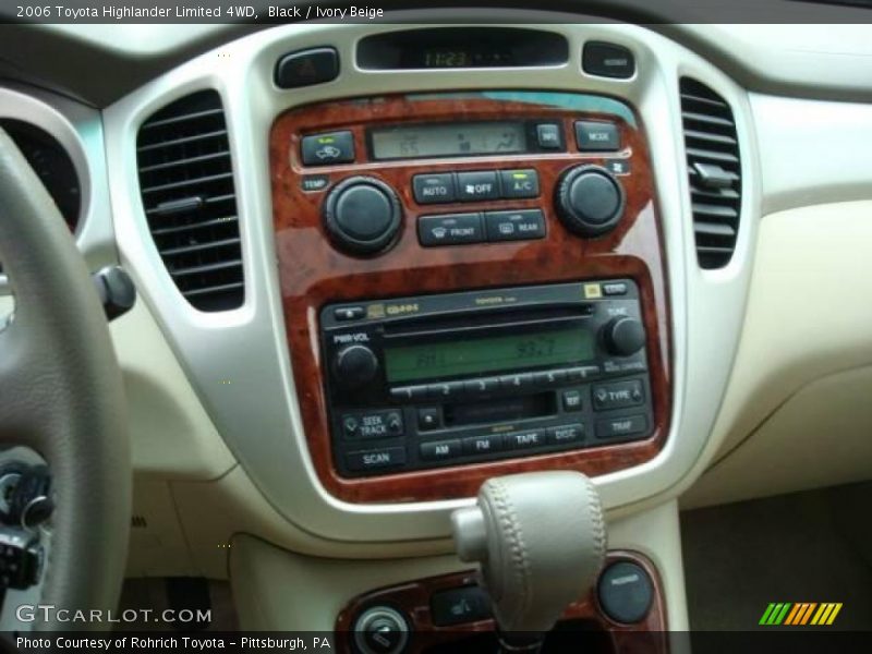 Black / Ivory Beige 2006 Toyota Highlander Limited 4WD