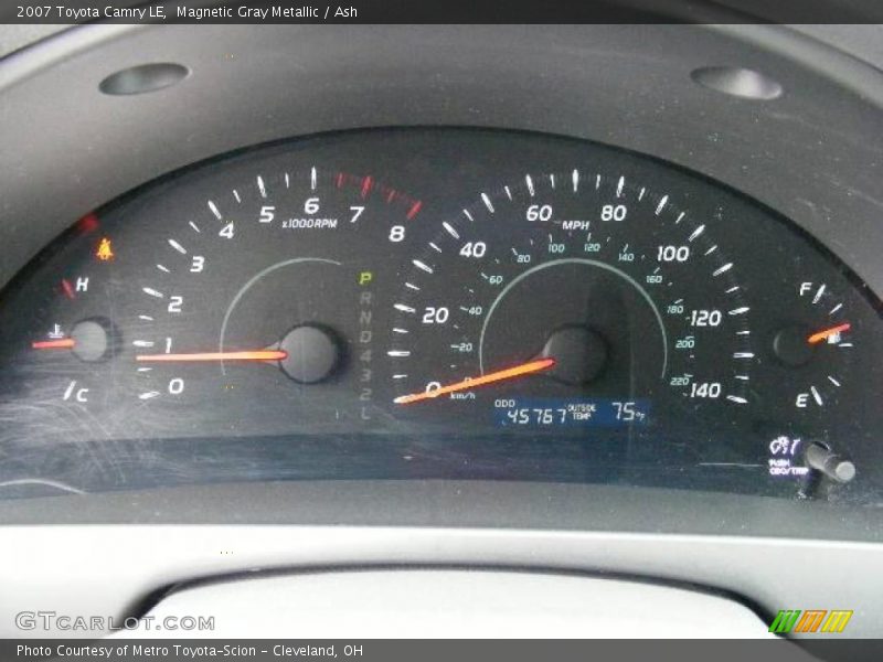 Magnetic Gray Metallic / Ash 2007 Toyota Camry LE