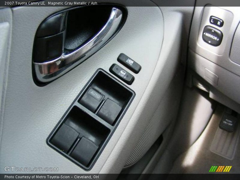 Magnetic Gray Metallic / Ash 2007 Toyota Camry LE