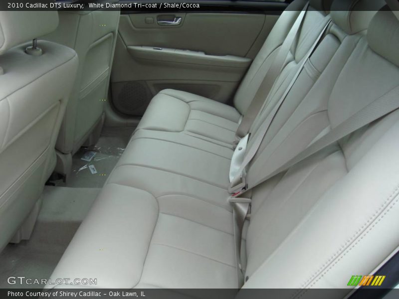 White Diamond Tri-coat / Shale/Cocoa 2010 Cadillac DTS Luxury