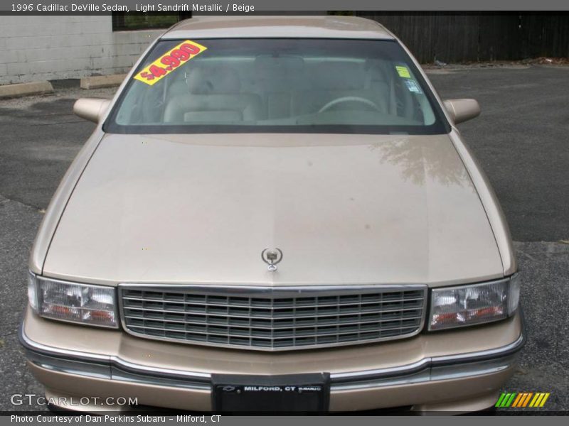 Light Sandrift Metallic / Beige 1996 Cadillac DeVille Sedan
