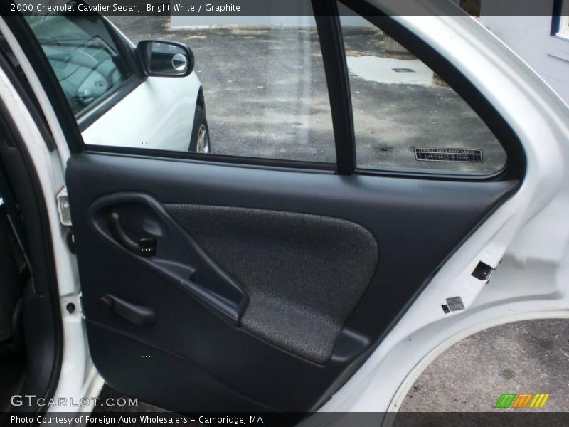 Bright White / Graphite 2000 Chevrolet Cavalier Sedan