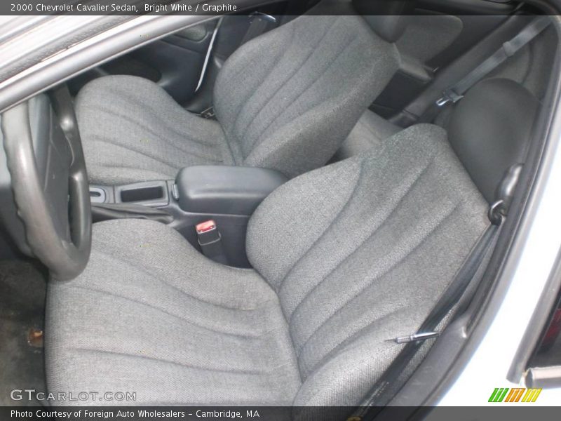 Bright White / Graphite 2000 Chevrolet Cavalier Sedan