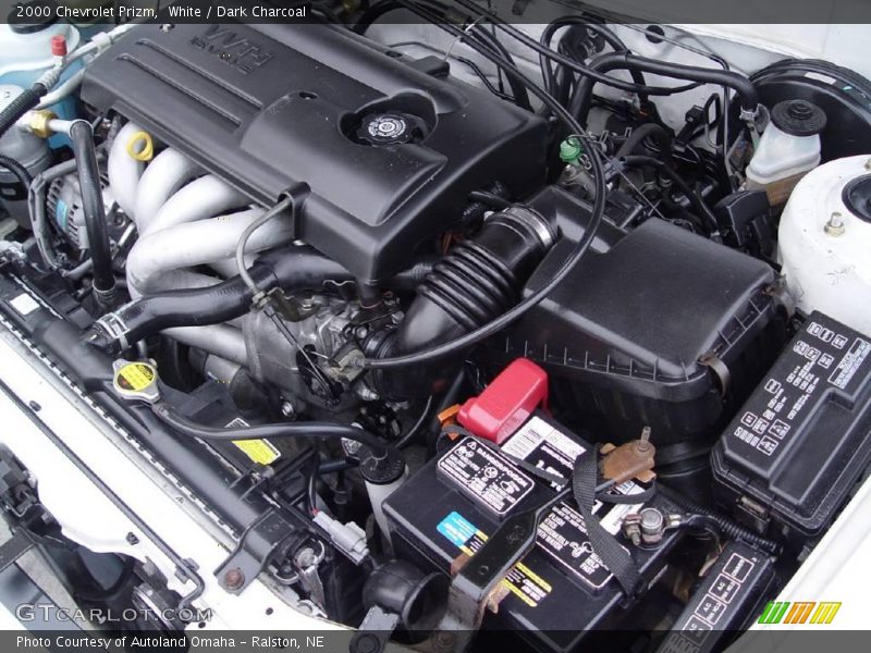 White / Dark Charcoal 2000 Chevrolet Prizm