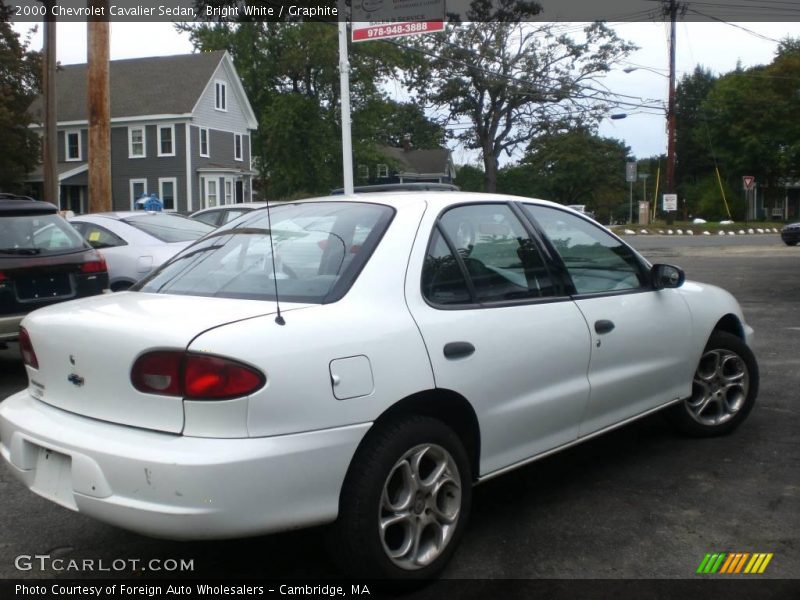 Bright White / Graphite 2000 Chevrolet Cavalier Sedan