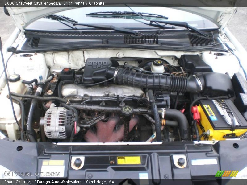 Bright White / Graphite 2000 Chevrolet Cavalier Sedan