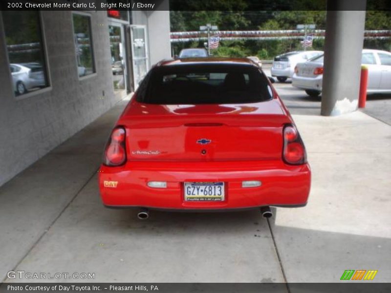 Bright Red / Ebony 2002 Chevrolet Monte Carlo LS