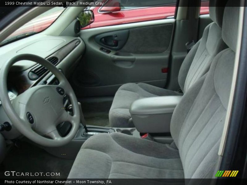 Black / Medium Gray 1999 Chevrolet Malibu LS Sedan