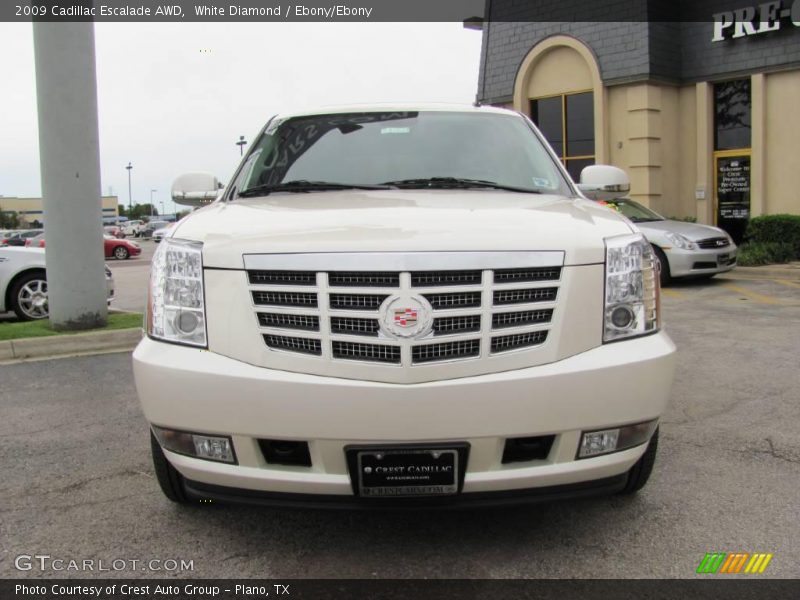 White Diamond / Ebony/Ebony 2009 Cadillac Escalade AWD