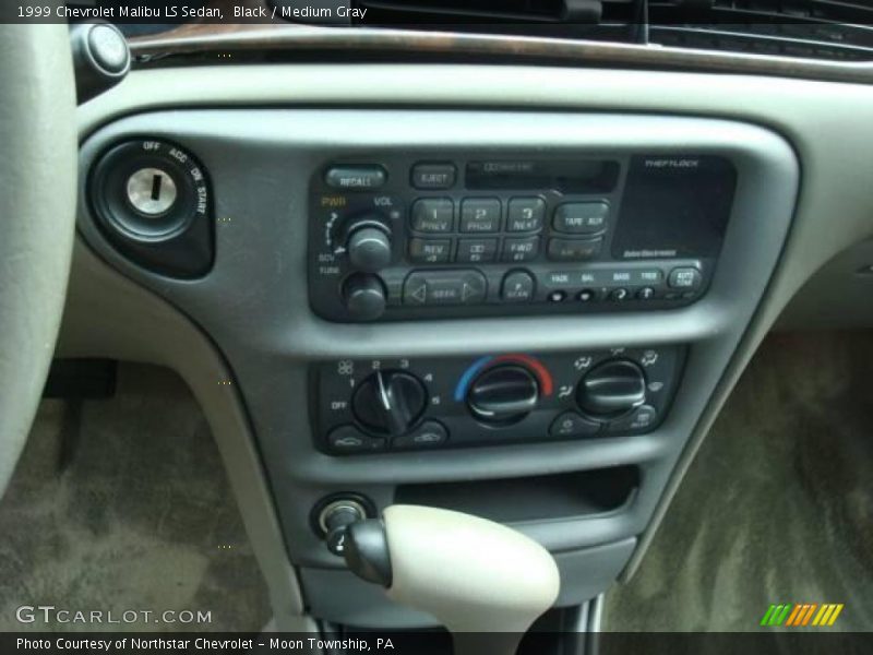 Black / Medium Gray 1999 Chevrolet Malibu LS Sedan