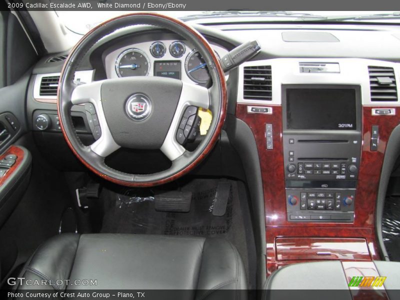 White Diamond / Ebony/Ebony 2009 Cadillac Escalade AWD