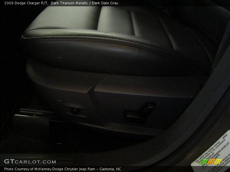 Dark Titanium Metallic / Dark Slate Gray 2009 Dodge Charger R/T