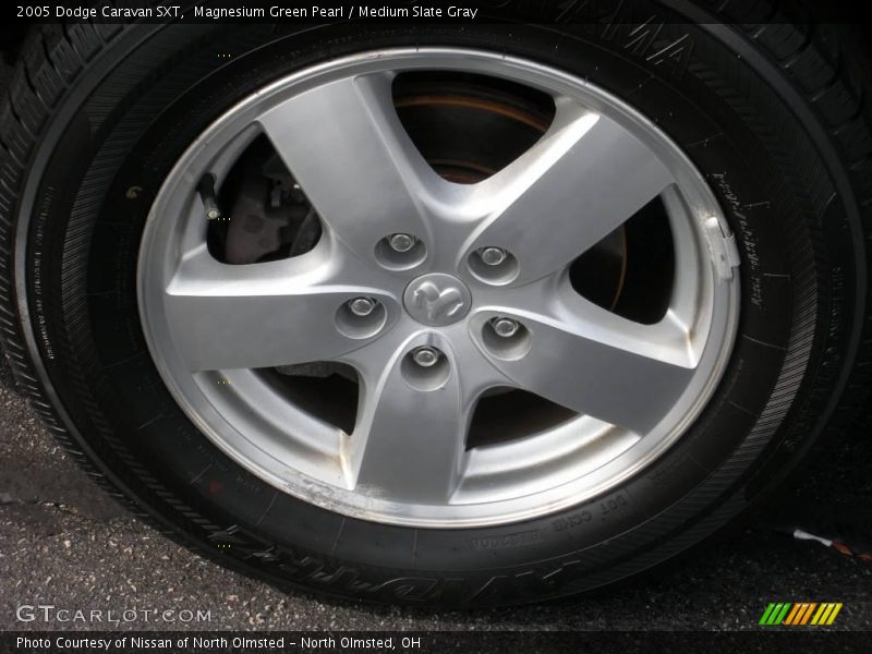 Magnesium Green Pearl / Medium Slate Gray 2005 Dodge Caravan SXT
