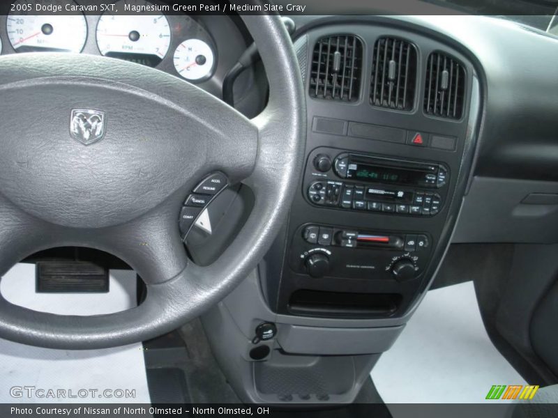 Magnesium Green Pearl / Medium Slate Gray 2005 Dodge Caravan SXT