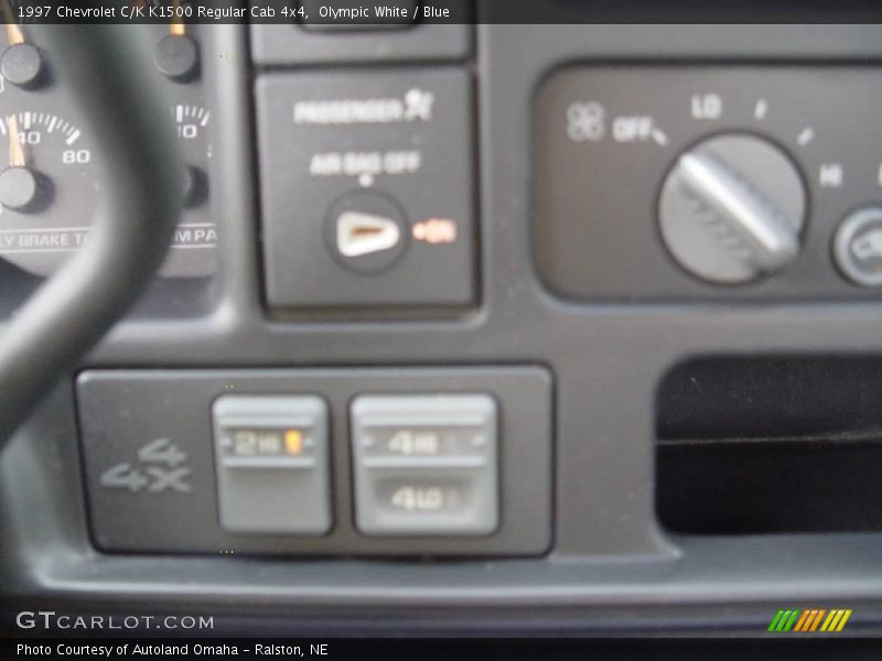 Olympic White / Blue 1997 Chevrolet C/K K1500 Regular Cab 4x4