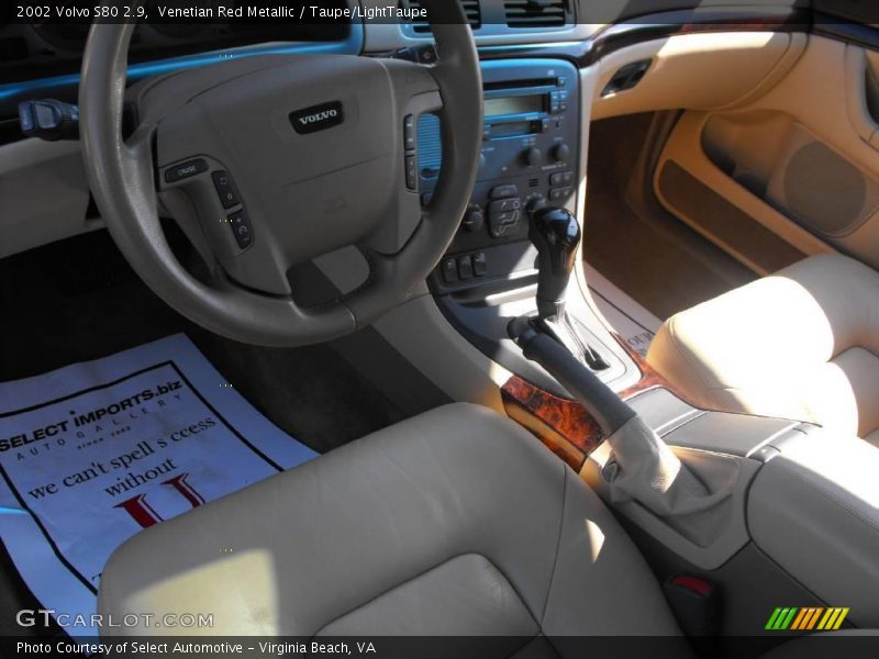 Venetian Red Metallic / Taupe/LightTaupe 2002 Volvo S80 2.9
