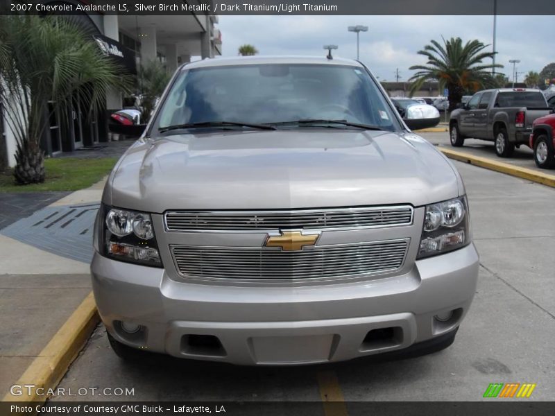 Silver Birch Metallic / Dark Titanium/Light Titanium 2007 Chevrolet Avalanche LS