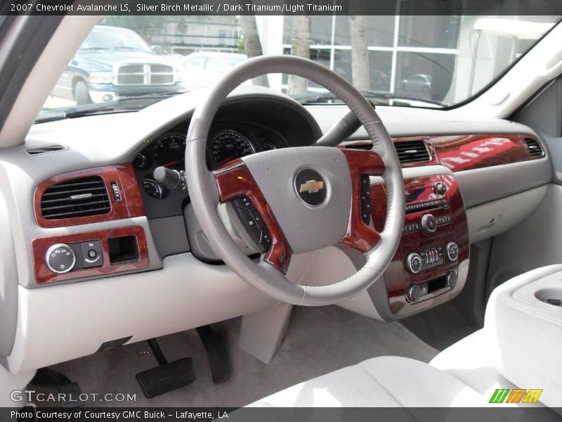Silver Birch Metallic / Dark Titanium/Light Titanium 2007 Chevrolet Avalanche LS