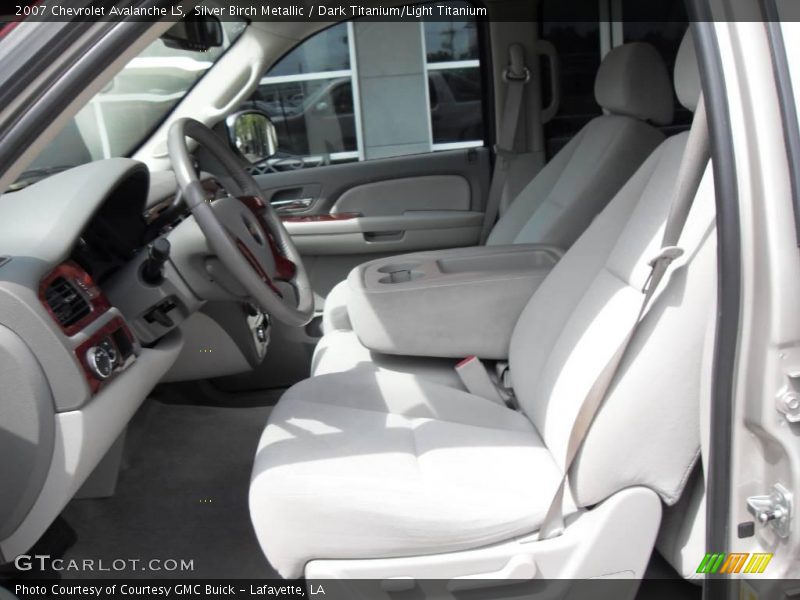 Silver Birch Metallic / Dark Titanium/Light Titanium 2007 Chevrolet Avalanche LS