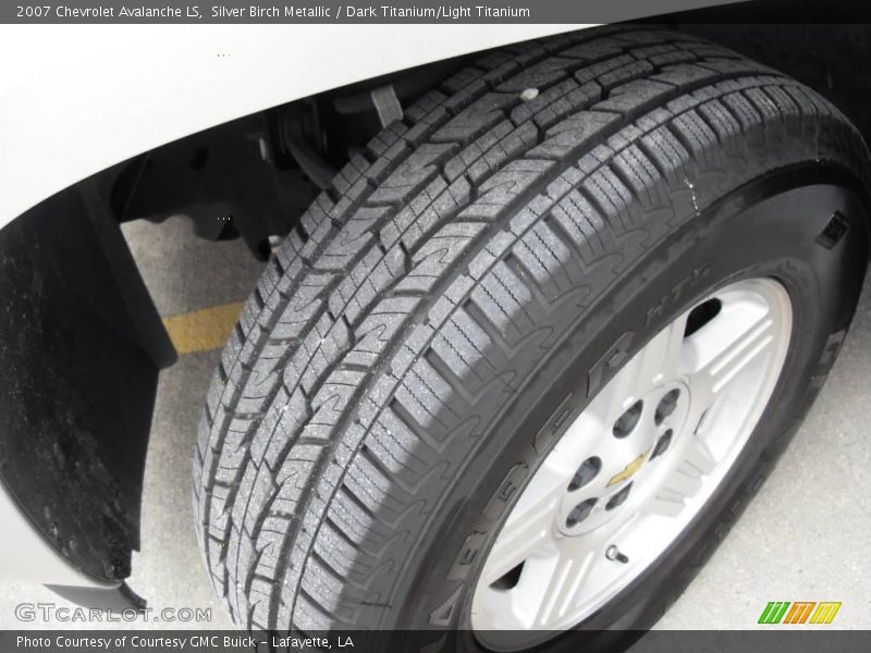 Silver Birch Metallic / Dark Titanium/Light Titanium 2007 Chevrolet Avalanche LS