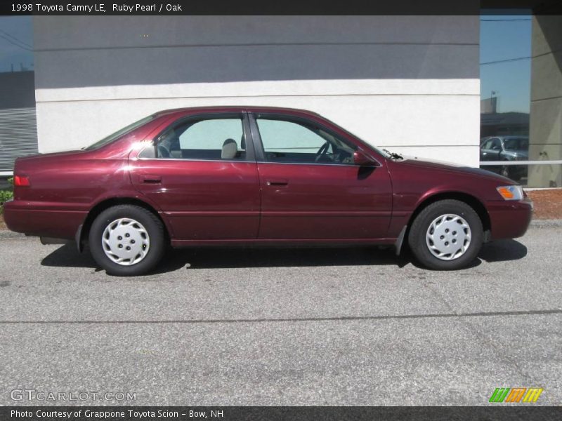 Ruby Pearl / Oak 1998 Toyota Camry LE