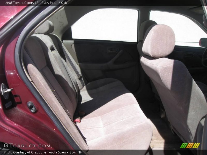 Ruby Pearl / Oak 1998 Toyota Camry LE