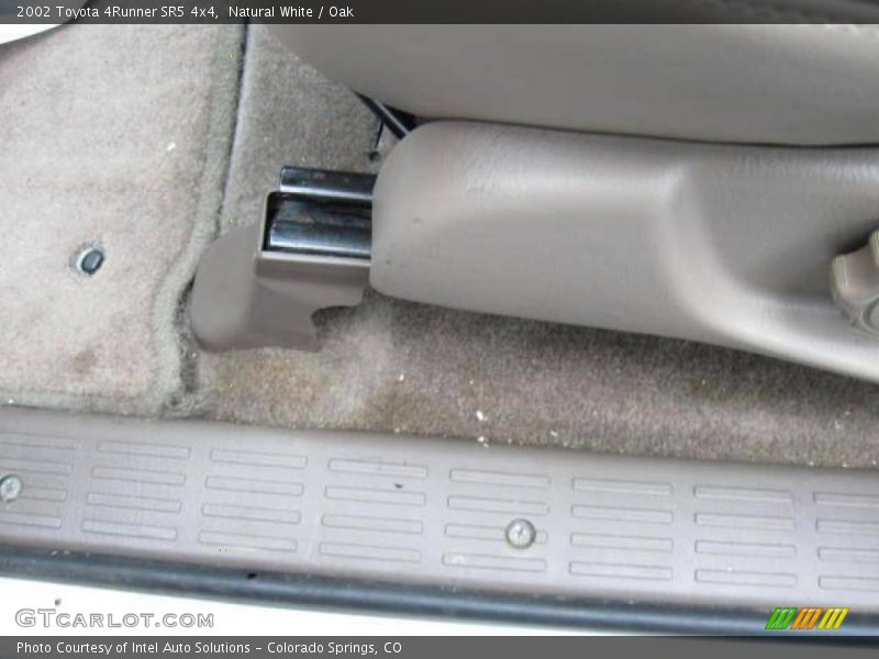 Natural White / Oak 2002 Toyota 4Runner SR5 4x4