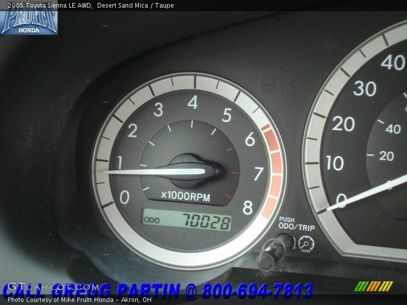 Desert Sand Mica / Taupe 2005 Toyota Sienna LE AWD